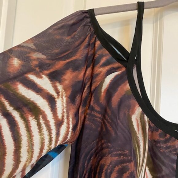 Bebe 100% Silk Cold Shoulder Blouse Animal Print Brown/Blue Size M - Picture 5 of 16